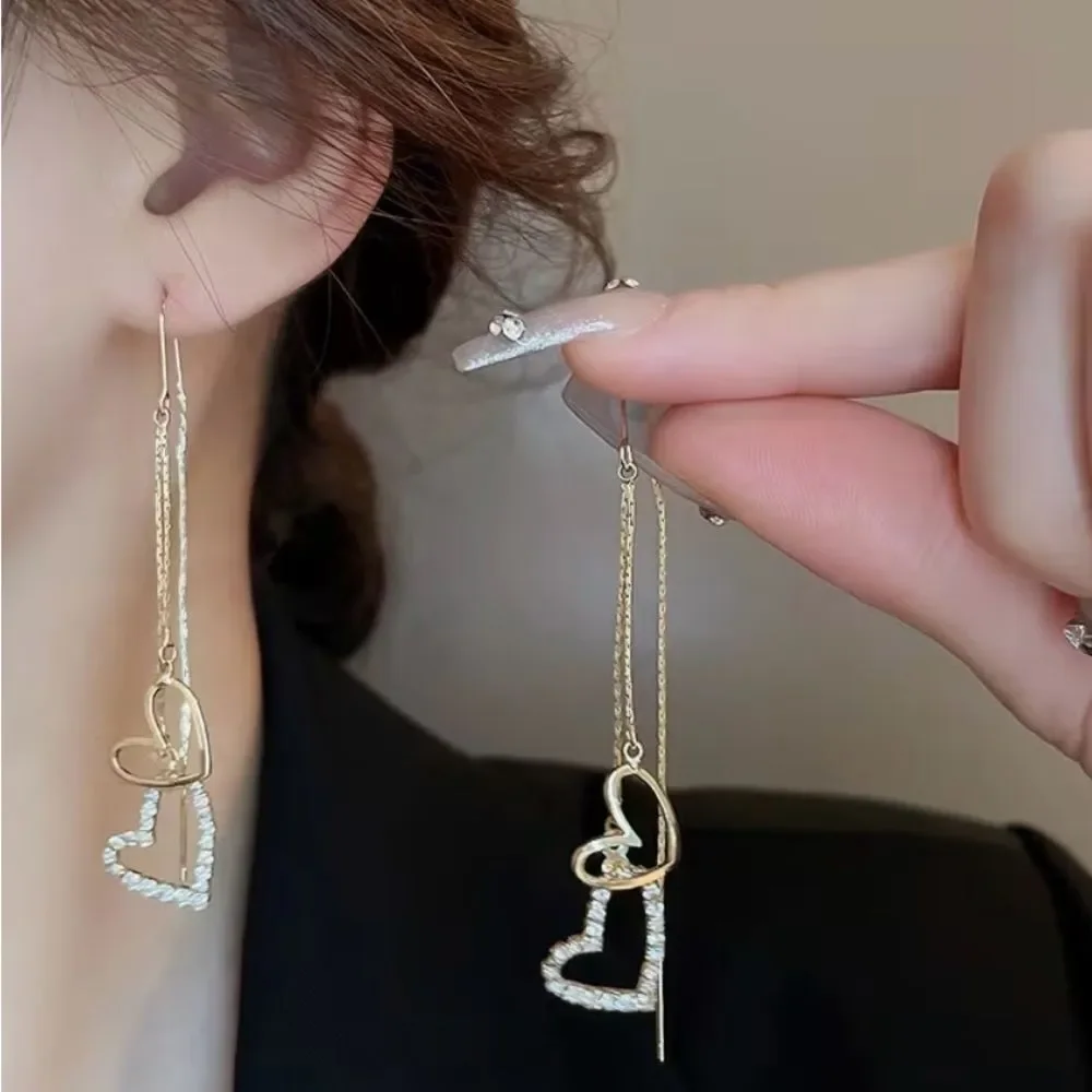 ✨ NEW Unique Sparkling Gold Tassle Double Heart Dangle Earrings ✨
